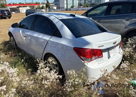 2016 Chevrolet Cruze Limited Ls из США, поврежденный, VIN 1G1PC5SH3G7183037